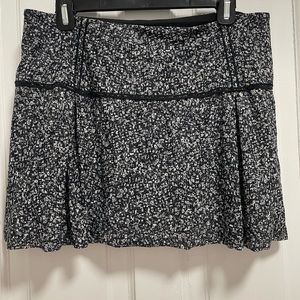 Lululemon Pace skirt